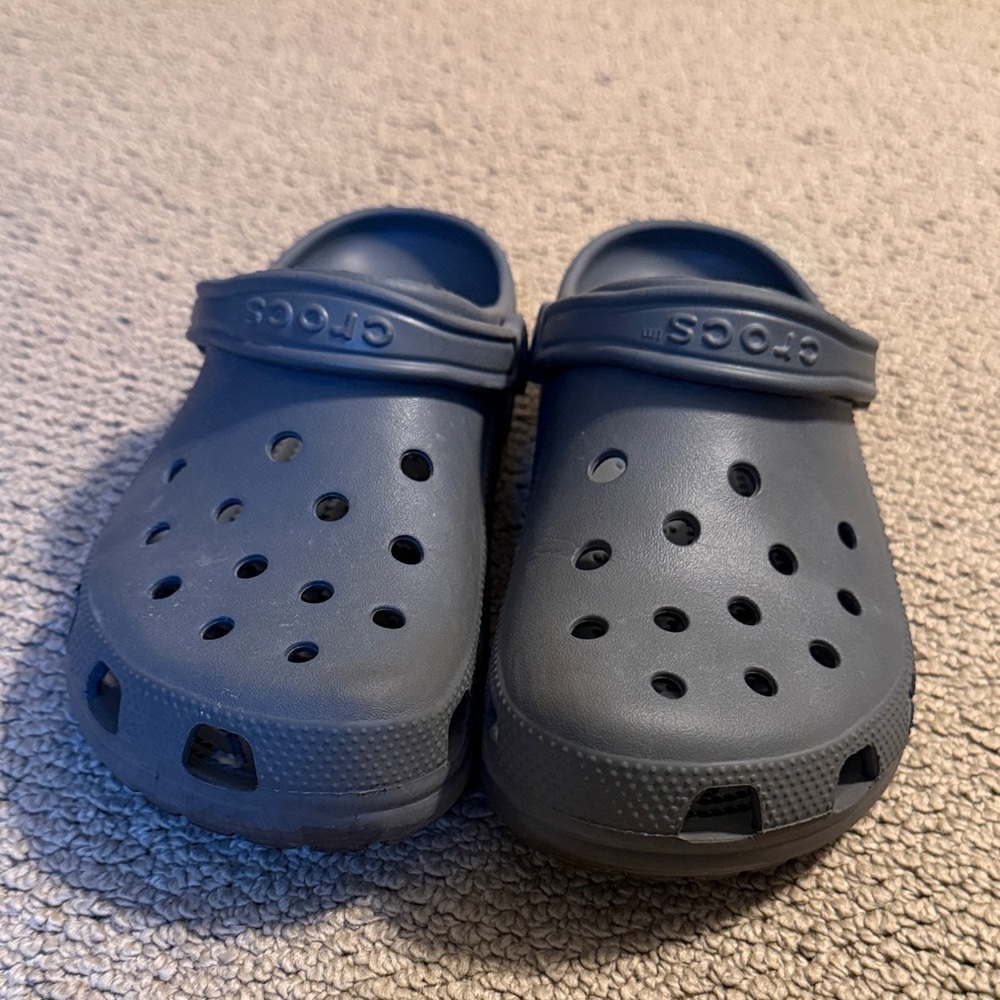 CROCS Classic Gray Clogs